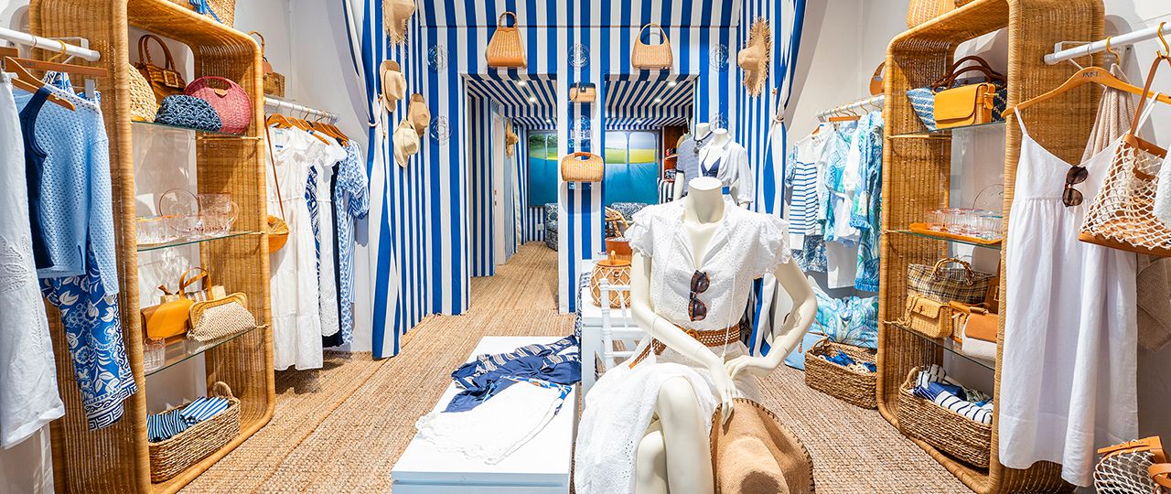 J.McLaughlin Summertime pop-up storefront and interior