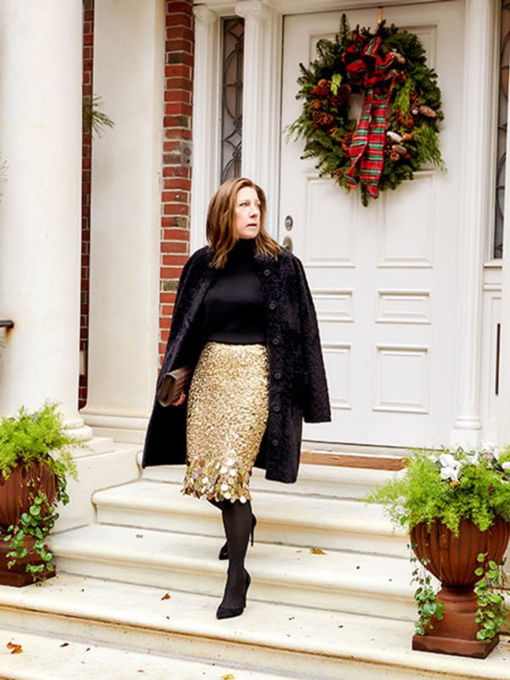 Mary Ellen in turtleneck, sequined skirt, and heels in New York City Mary Ellen in turtleneck, sequined skirt, and heels in New York City