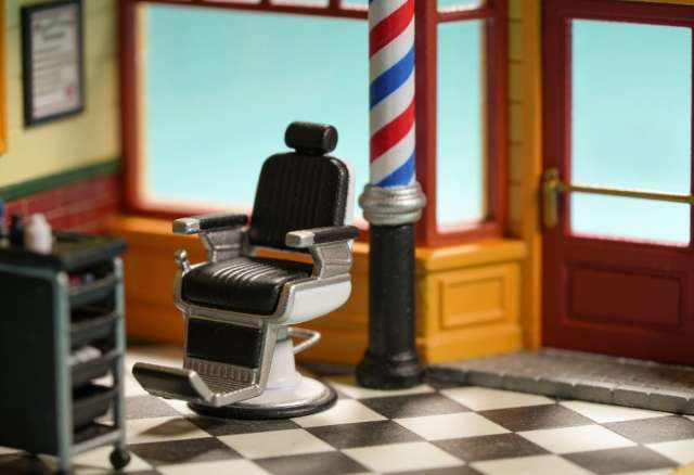 ROJ Barbershop – Miniatur-Diorama, Stuhl