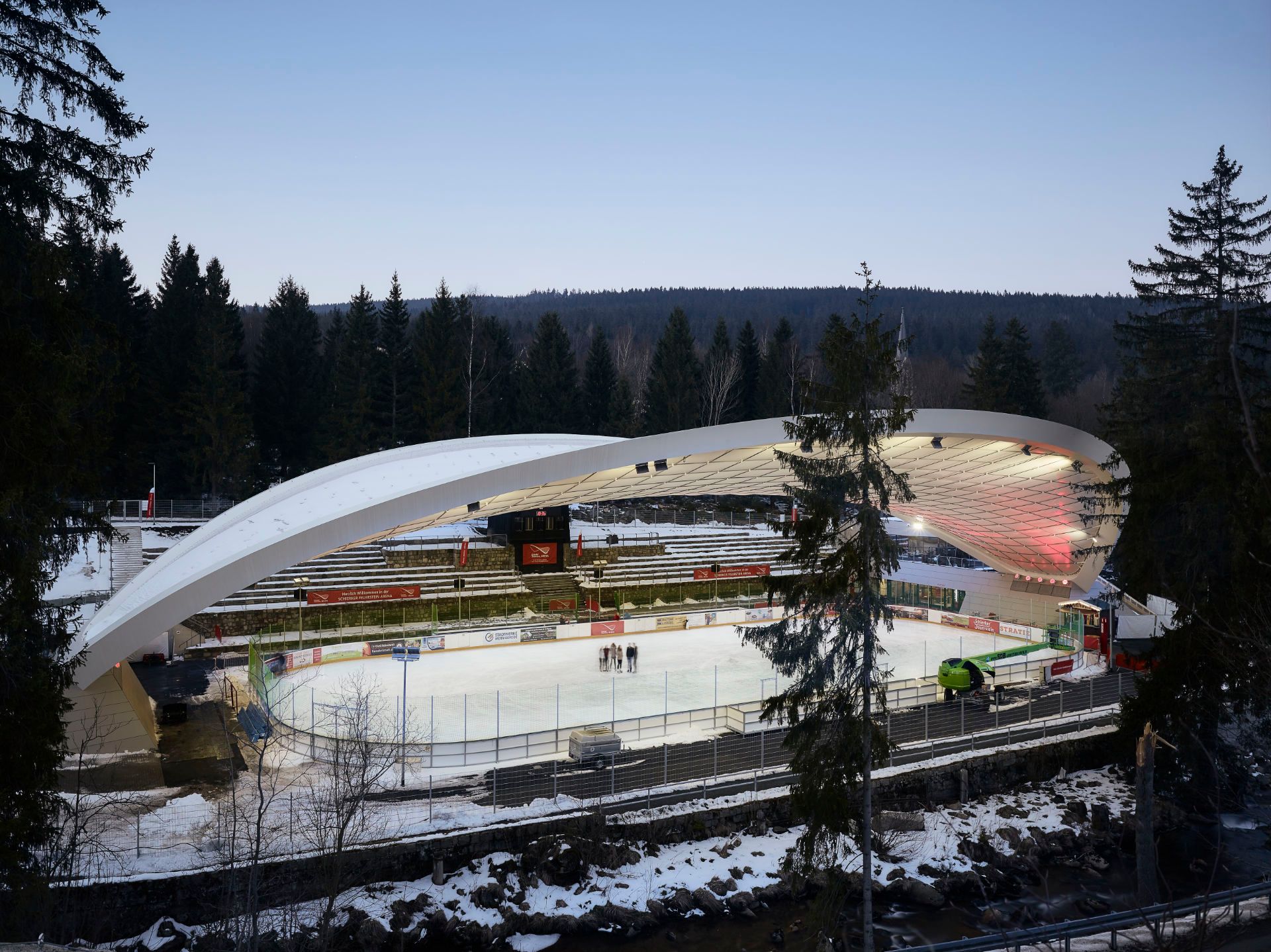 Ice Stadium Schierker Feuerstein Arena