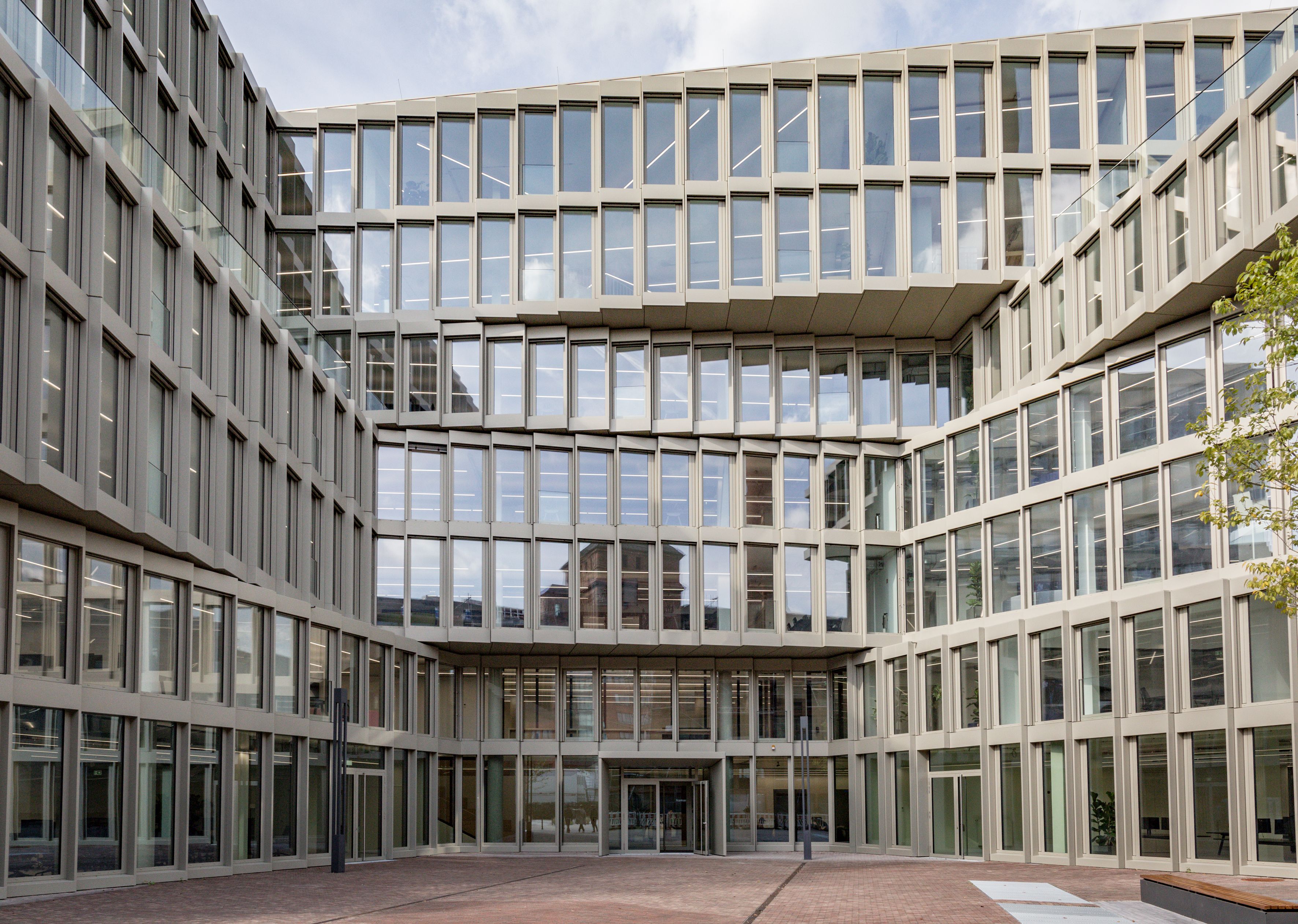 GRAFT Eiswerk Trockland Noam Rosenthal