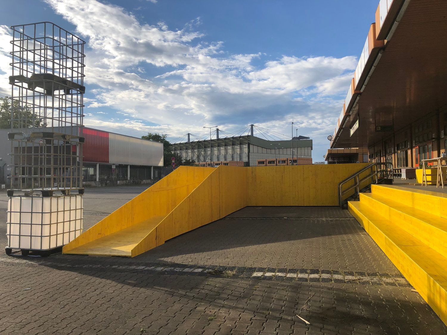 GRAFT_GUT Am Flughafen (c) Woolo