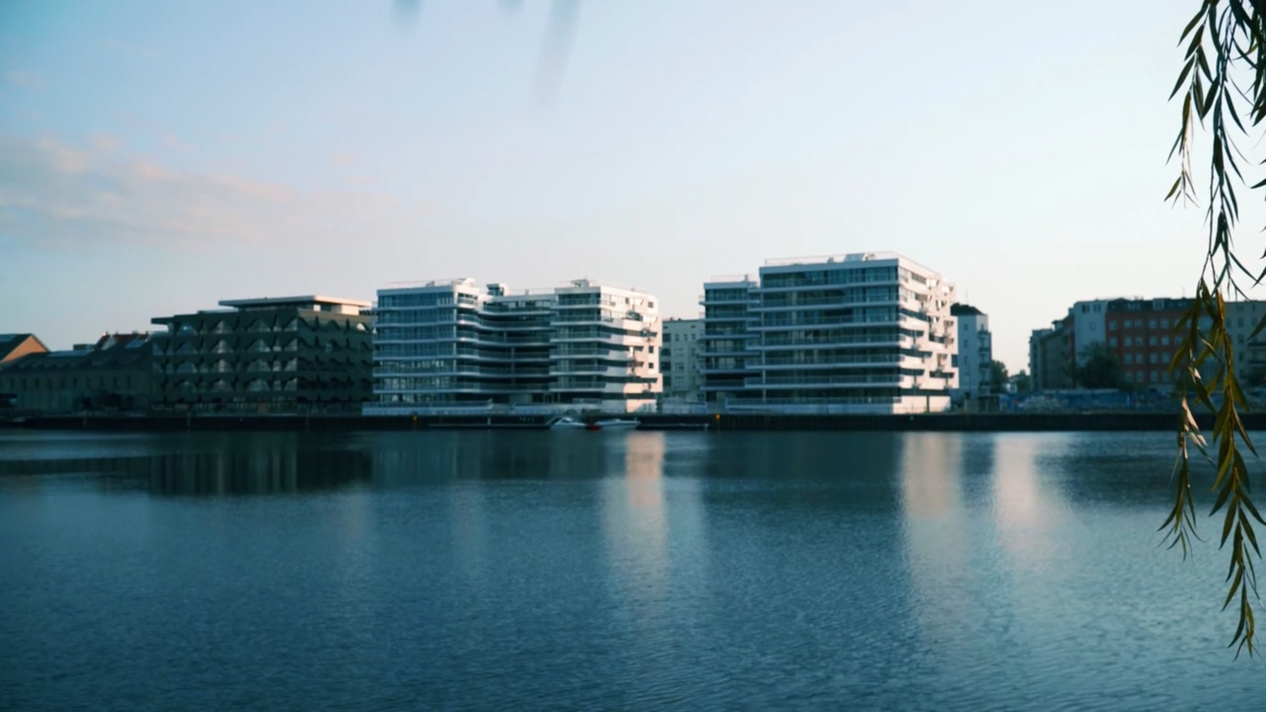 Please insert description here