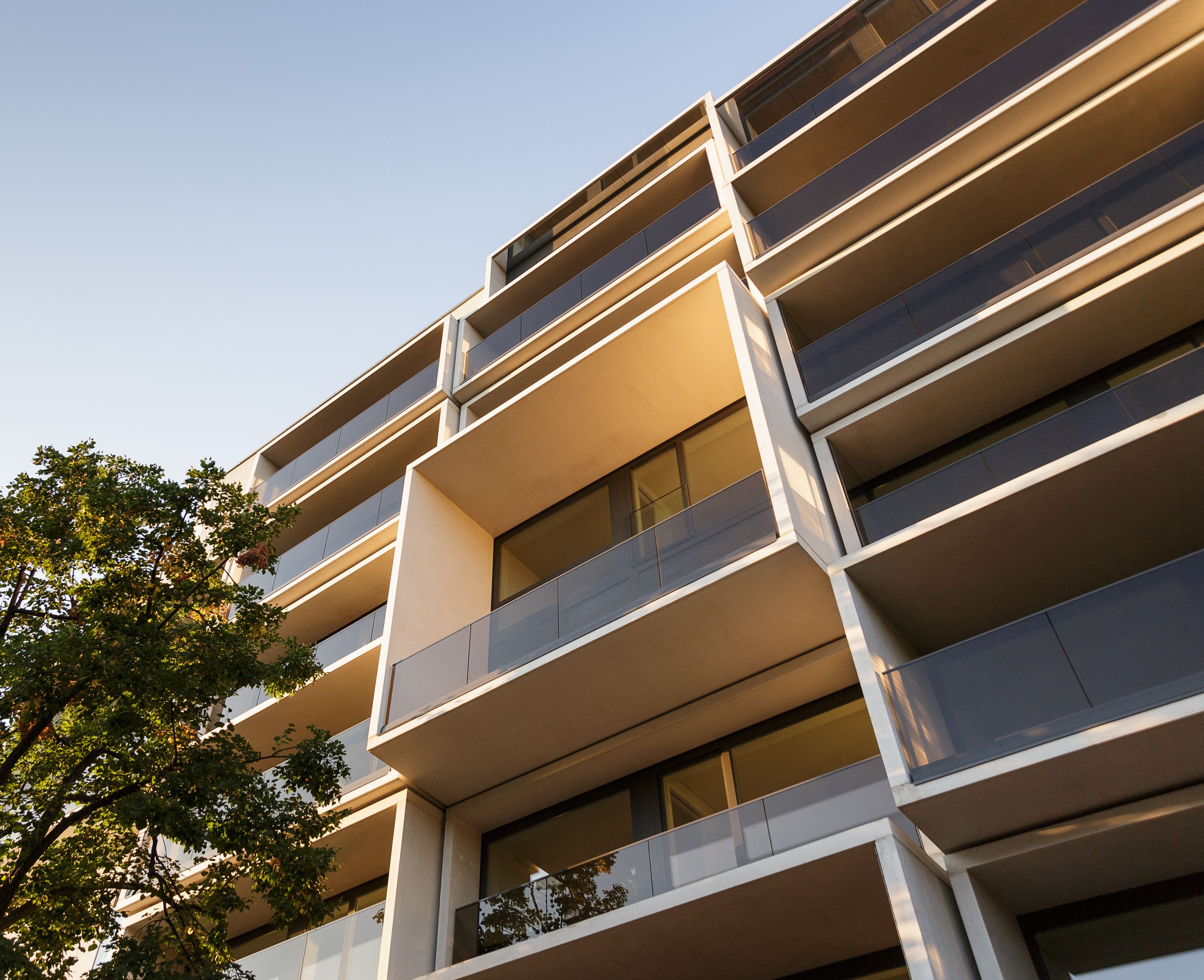 Paragon Apartments Isokorb