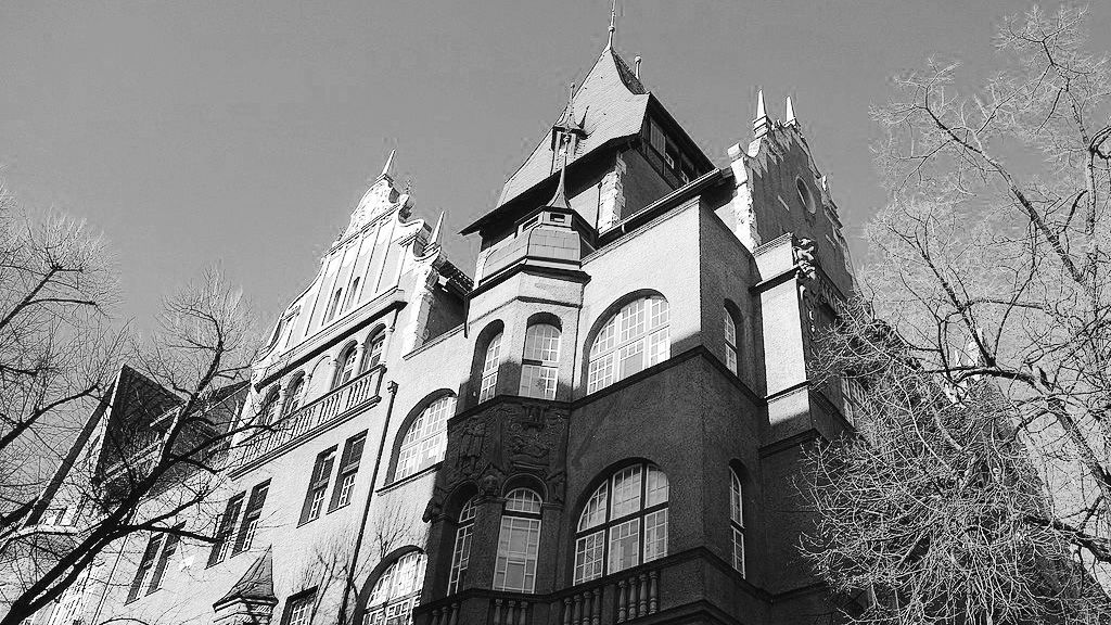 Bleibtreustraße Ecke Mommsenstraße, Berlin-Charlottenburg (c) Wikipedia Commons