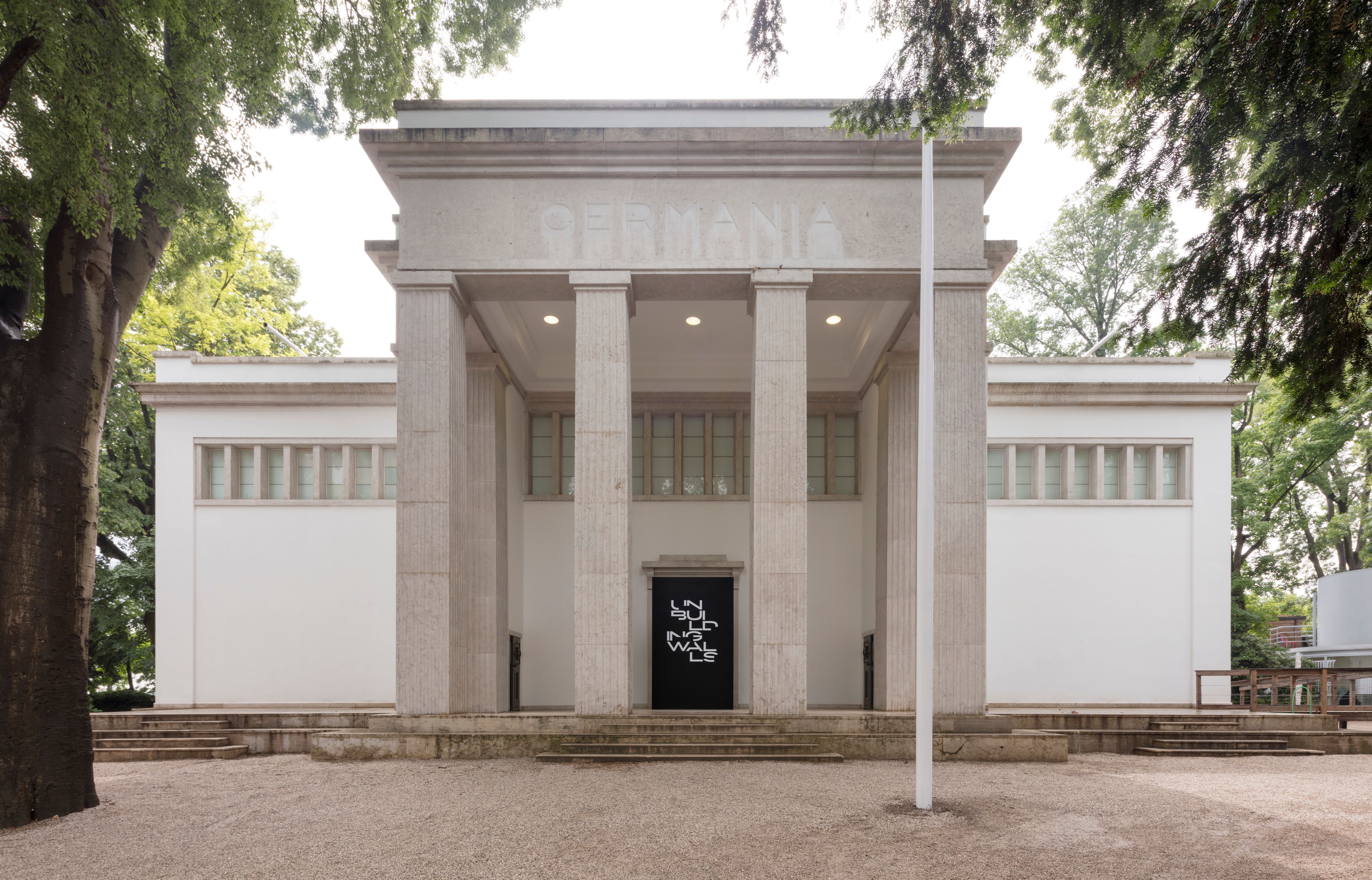 UNBUILDING WALLS – GERMAN PAVILLON 2018