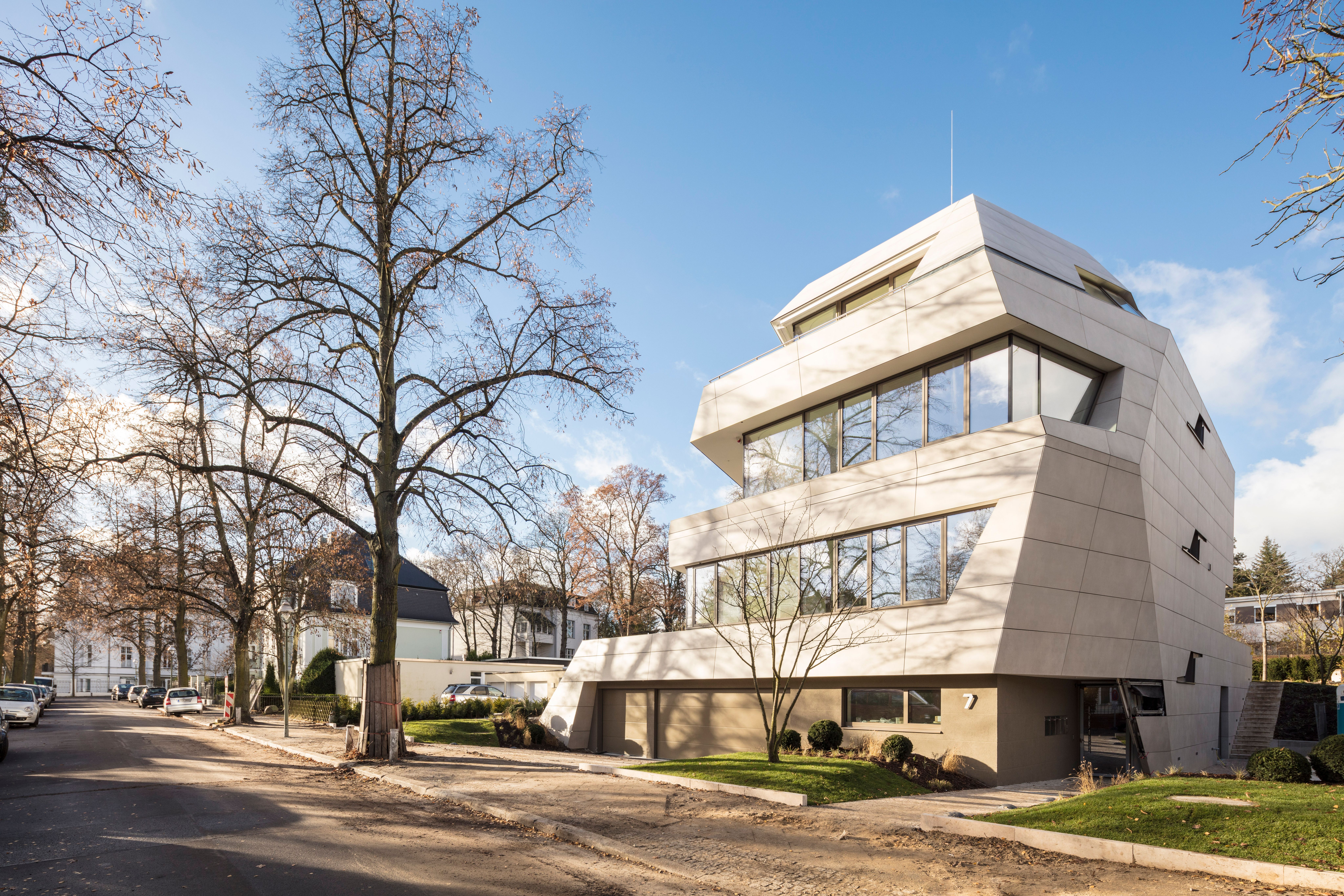 villa m