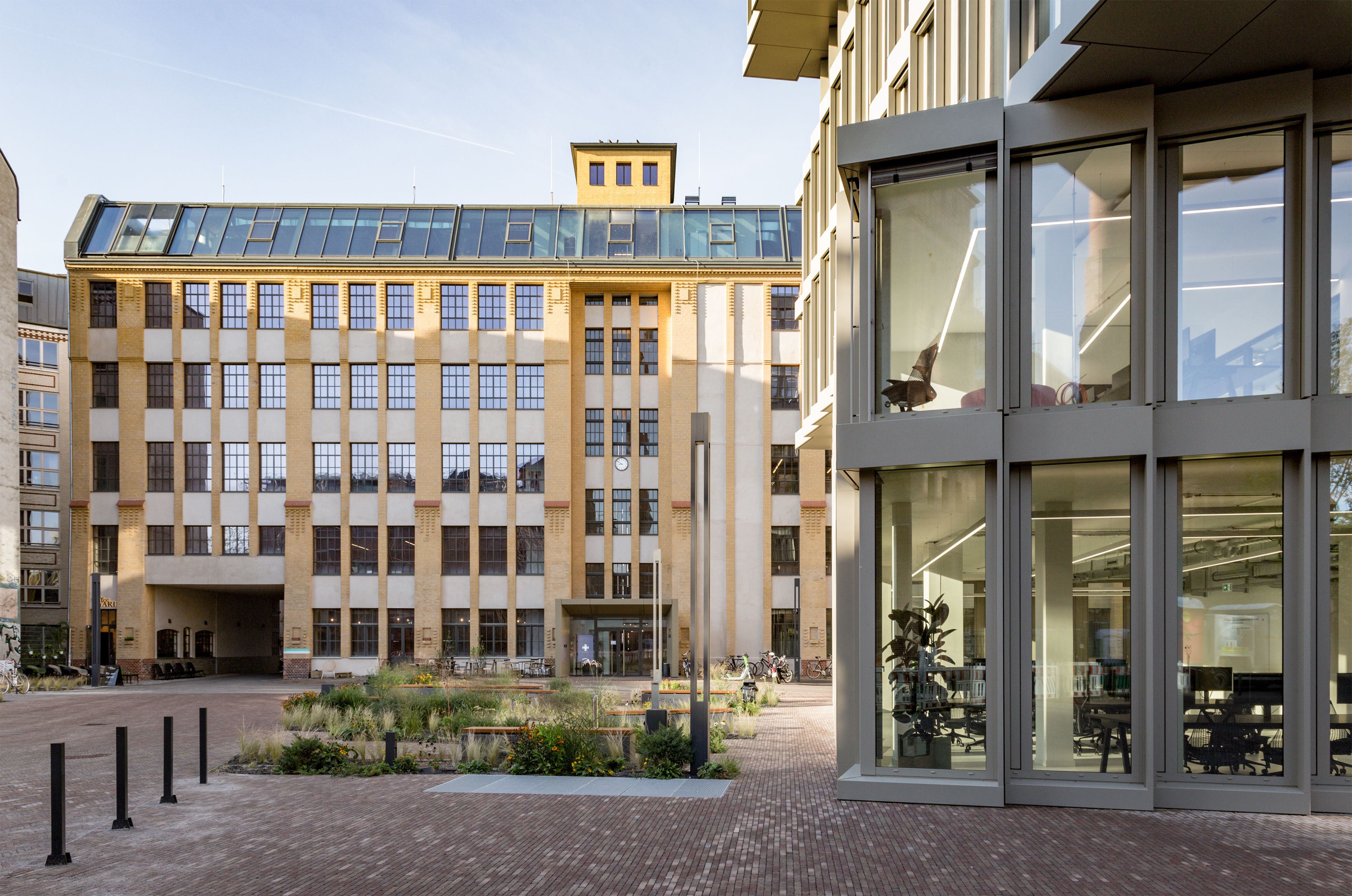 GRAFT Eiswerk Trockland Noam Rosenthal