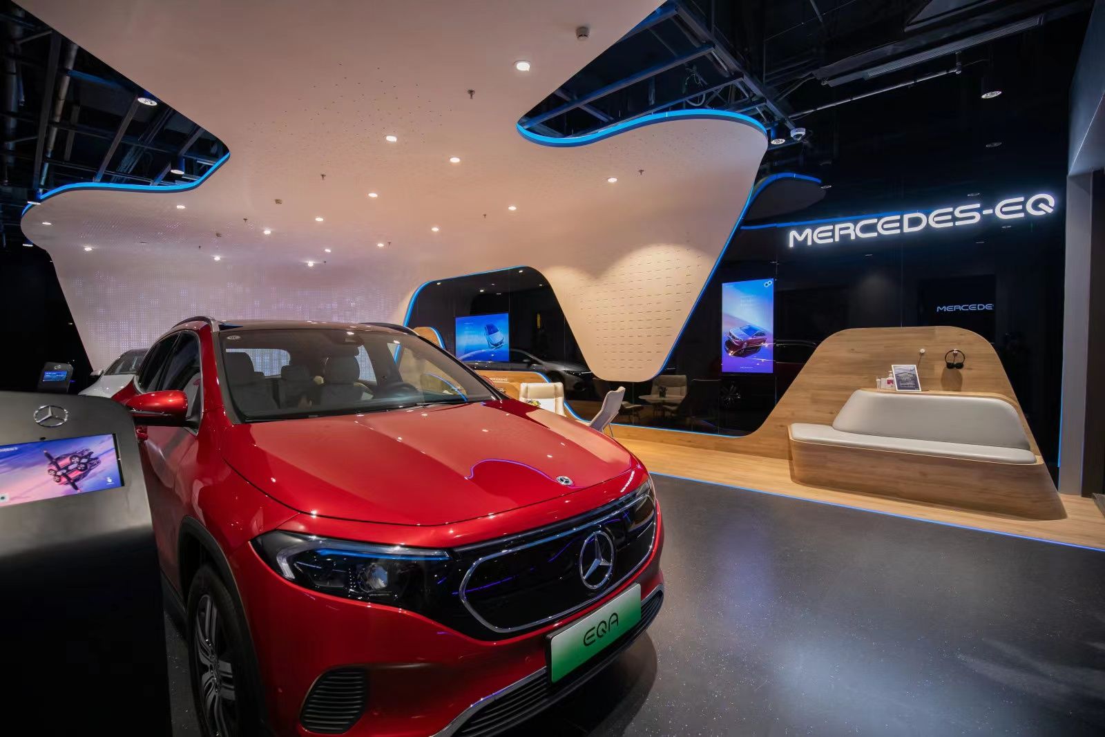 Mercedes-Benz dealership showroom interior