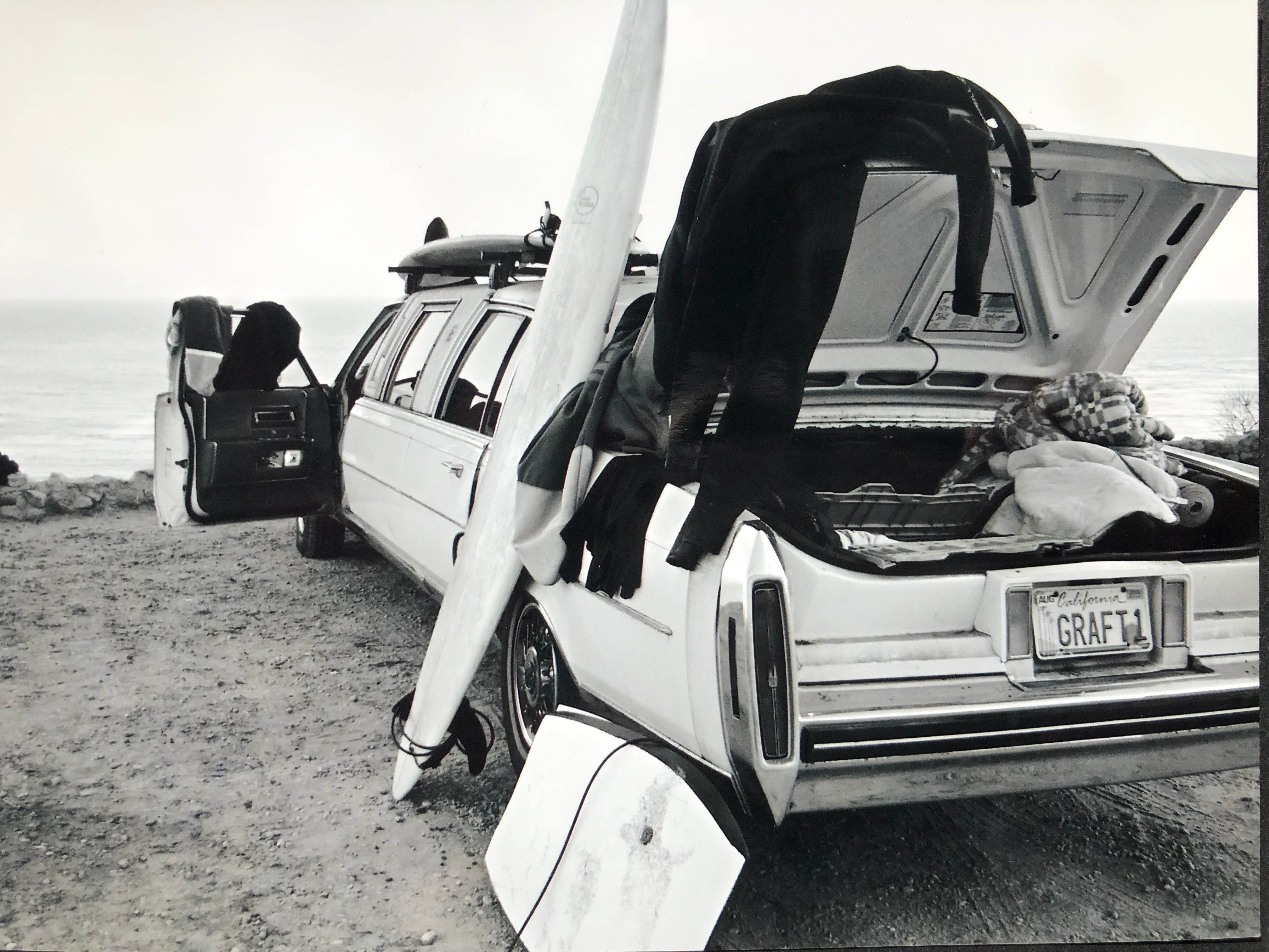 GRAFT car with surf equipment at a Californian beach in the late 1990s: mobility is closely linked to freedom.