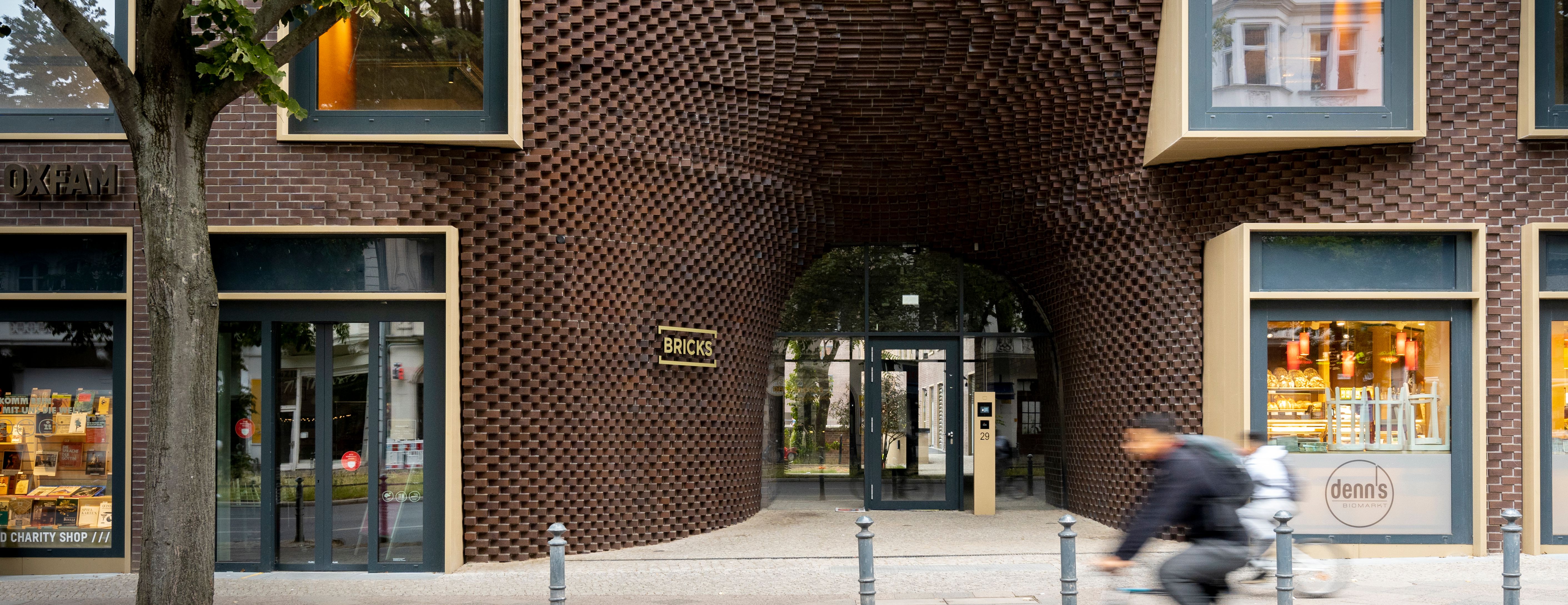 Entrance Hauptstrasse (c) BTTR GmbH