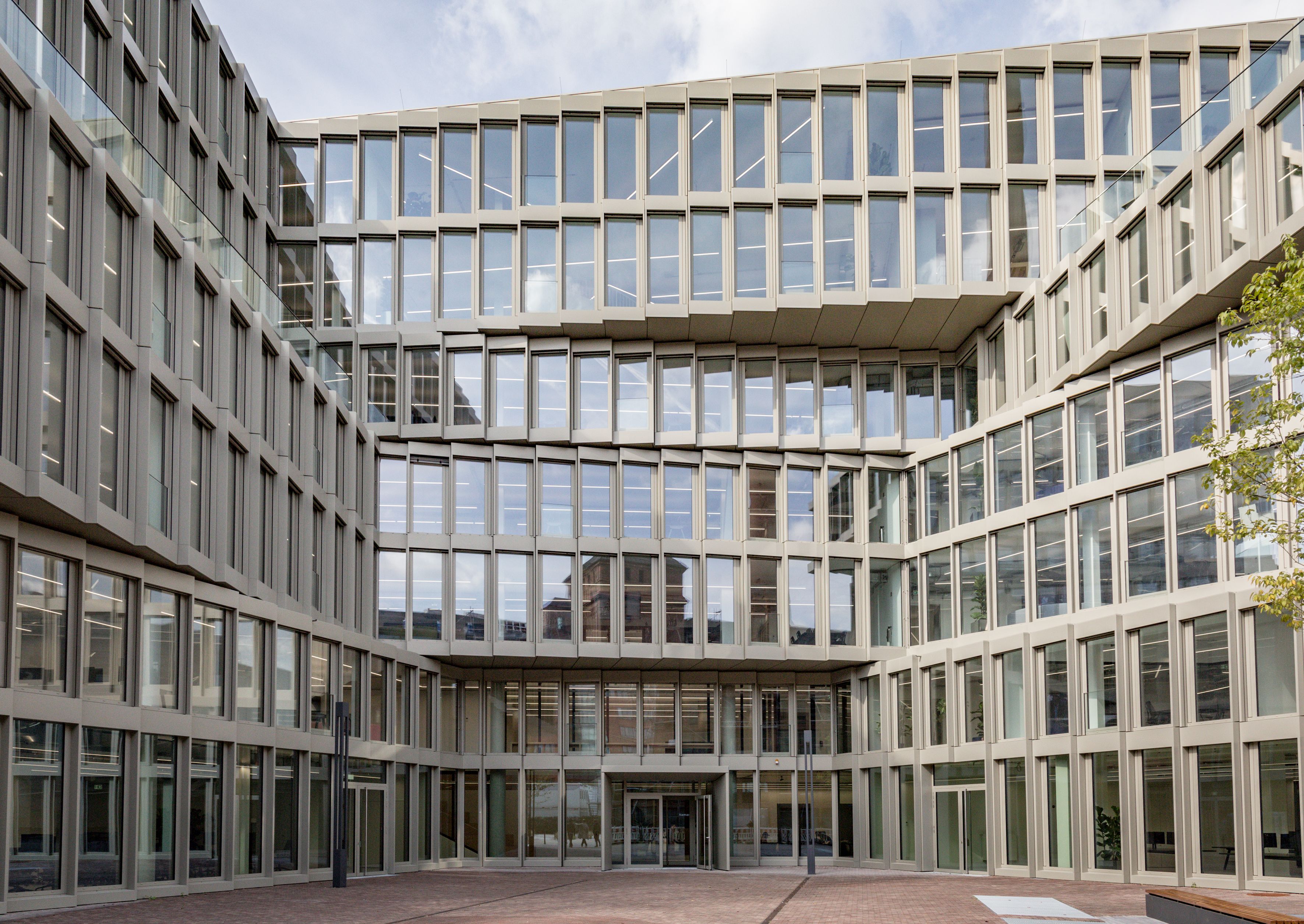 GRAFT Eiswerk Trockland Noam Rosenthal