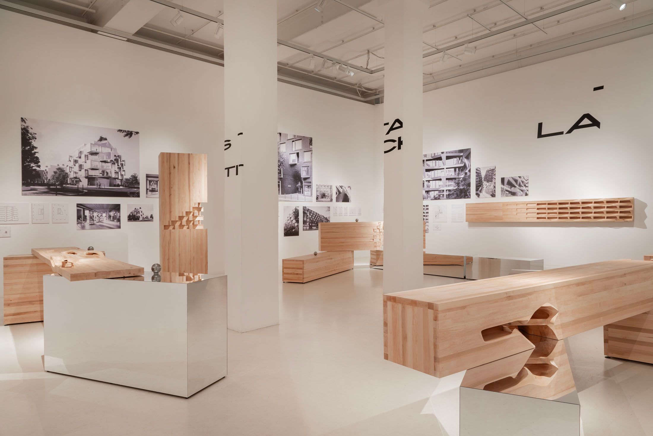 The second exhibition room (c) Patricia Parinejad