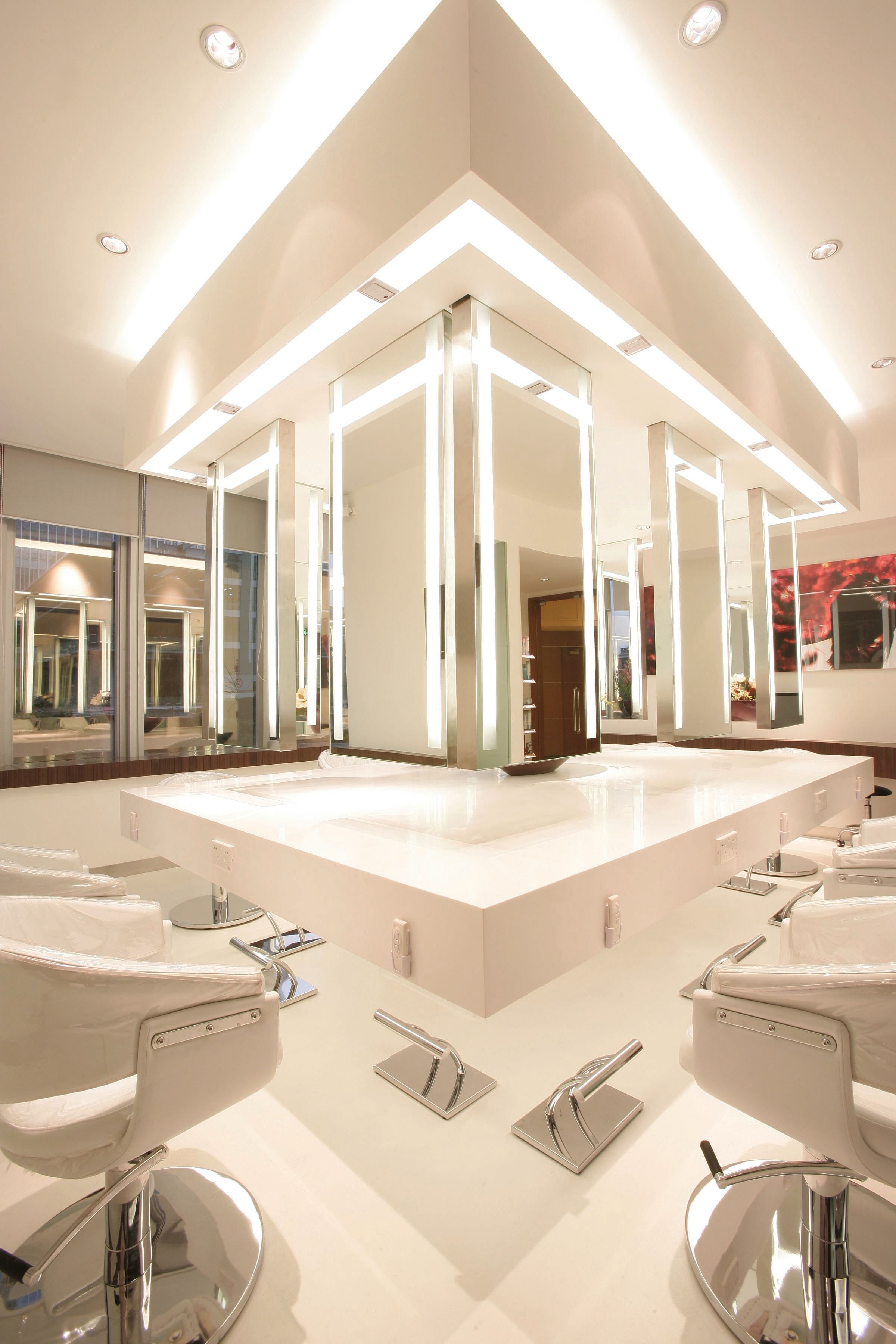 Eric Paris Salon