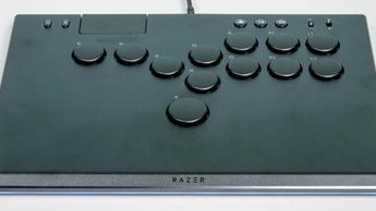 Razer Kitsune オールボタン式アーケードコントローラー(対戦格闘ゲーム向け)