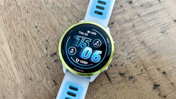 Garmin Forerunner 570 GPS-Laufuhr mit Herzfrequenzmesser