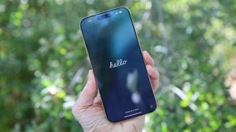 Recension av Apple iPhone 16 Pro Max-smartphone