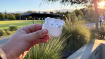 Primeiras impressões dos novos fones de ouvido sem fio Apple AirPods Pro 3