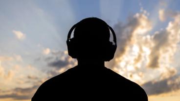 Cuffie wireless over-ear con padiglioni imbottiti