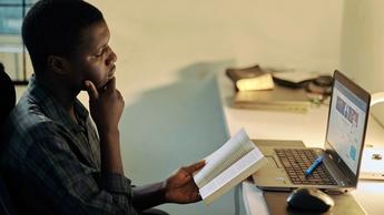 Bästa bärbara datorerna för studenter med hög prestanda och bärbarhet