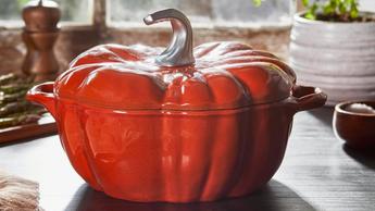 Cocotte in ghisa Staub a forma di zucca
