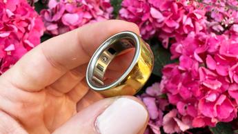 Oura Ring Geração 4 em dourado