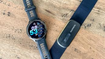 Montre GPS Garmin Forerunner 970 avec fonctions avancées de suivi sportif