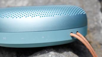 Bang & Olufsen Beosound A1 tragbarer Bluetooth-Lautsprecher der 3. Generation