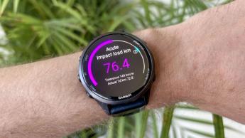 Montre GPS de course Garmin Forerunner 970 avec fonctions avancées de suivi de la condition physique