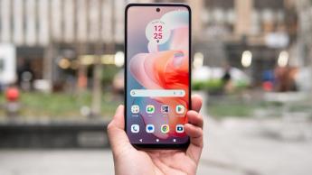 Análisis del smartphone Moto G Power 2024 resaltando sus características y rendimiento