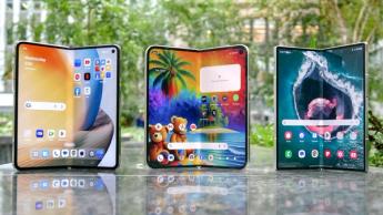 Los mejores smartphones plegables de 2024 mostrados uno al lado del otro