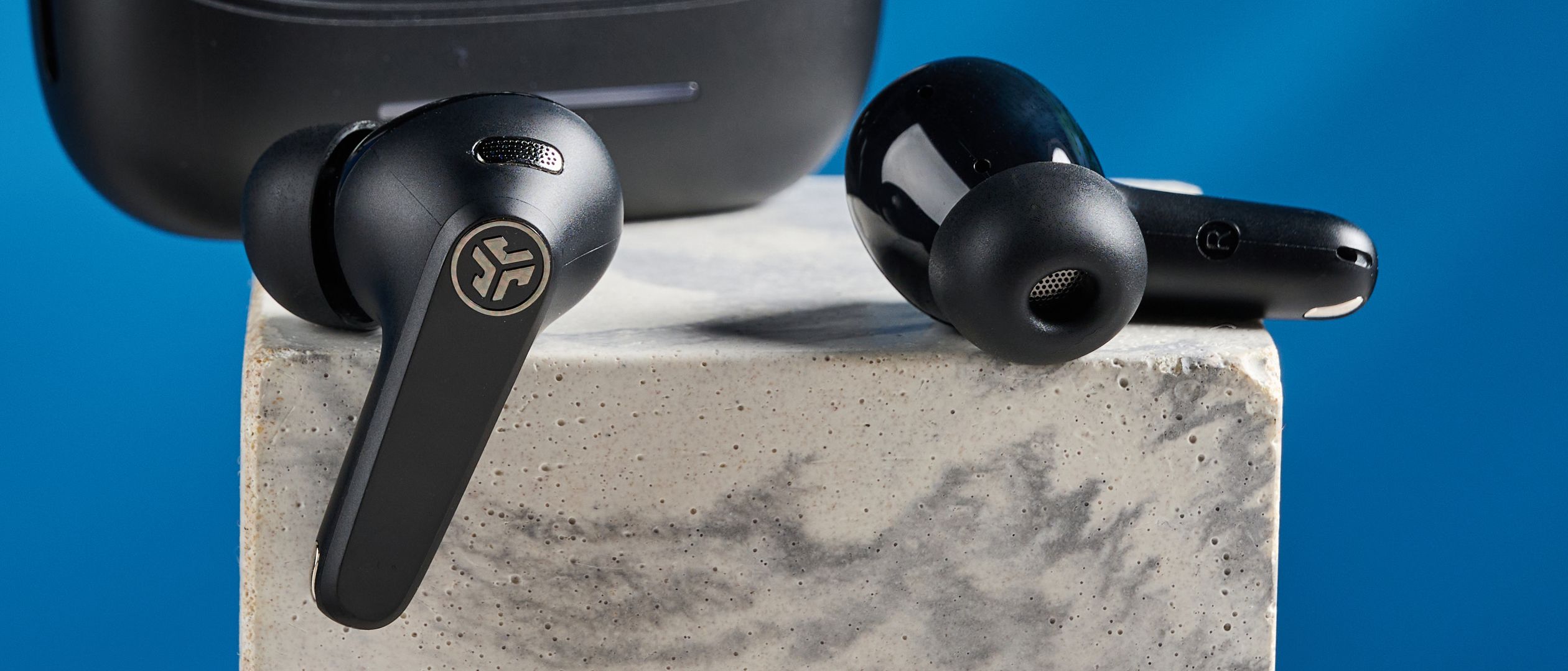 Schwarze JLab JBuds ANC kabellose Bluetooth-Ohrhörer