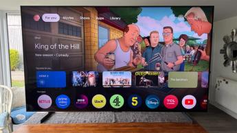 98-дюймовый телевизор TCL 98C7K с интерфейсом Google TV и выделенным сериалом «Царь горы»