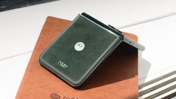 Motorola Razr 2025 foldbar smartphone med ekstern skærm