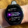 Menstruationssporing vist på Garmin Forerunner 965 smartwatch-skærm