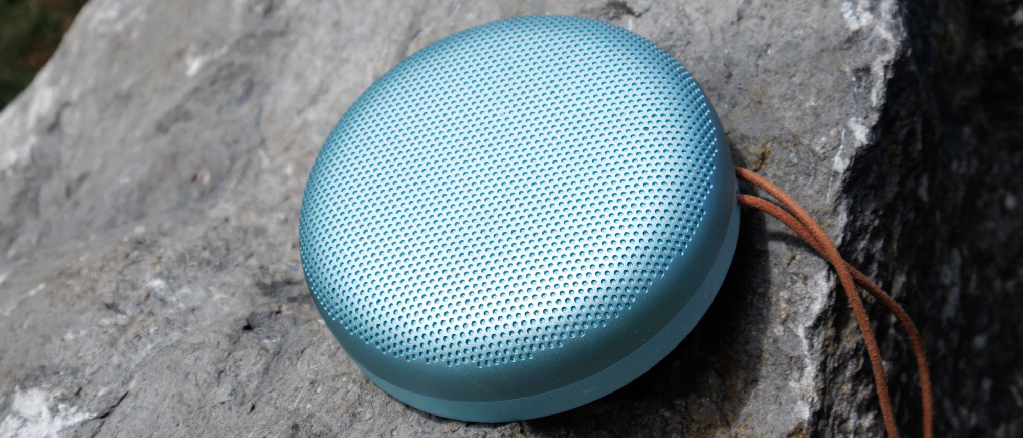 Bang & Olufsen Beosound A1 tragbarer Bluetooth-Lautsprecher, 3. Generation