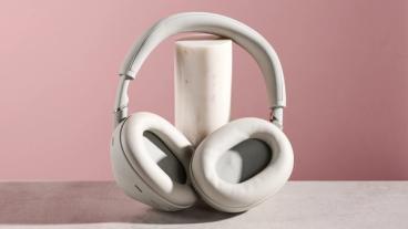 Casque sans fil à réduction de bruit Sony WH-1000XM6 avec écouteurs orientés vers l'avant