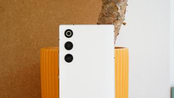 Nærbilleder af Nubia Red Magic 10 Air gaming-smartphonen