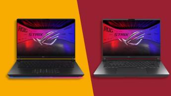 Asus ROG Strix G16과 Asus ROG Strix SCAR 16 게이밍 노트북이 TechRadar 배경 앞에 나란히 놓여 있음