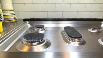 Estufa inteligente LG de gas deslizante LSGL6337F de 6.3 pies cúbicos con flamas de gas visibles