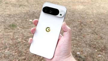 Vista traseira do smartphone Google Pixel 10 Pro XL