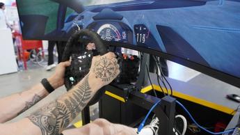 Asetek ratt för simracing på en racingsimulator