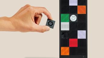 Framework stationær computer med aftageligt frontpanel for nem tilpasning