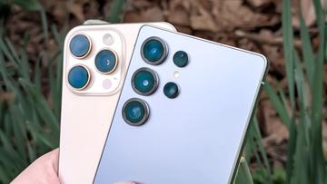 Câmeras traseiras dos smartphones iPhone 16 Pro Max e Samsung Galaxy S25 Ultra