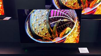 OLED-телевизор Panasonic Z90B с яркими цветами