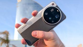 Foto en primer plano tomada con la cámara del smartphone Xiaomi 15 Ultra