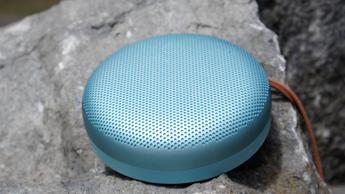Bang & Olufsen Beosound A1 tragbarer Bluetooth-Lautsprecher der 3. Generation