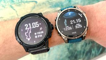 Relojes GPS multideporte Garmin Fenix 8 y Coros Vertix 2S uno al lado del otro