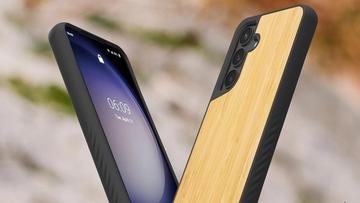 Uma seleção das melhores capas para Samsung Galaxy S24 exibidas sobre uma mesa