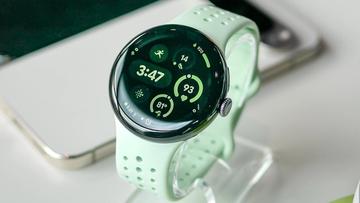 Google Pixel Watch 3 smartwatch med rund skærm